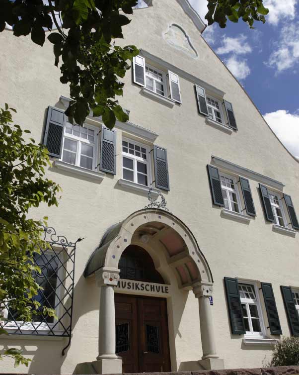 Foto: Eingang der Musikschule in Pullach