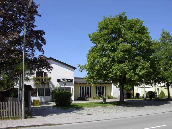 Foto: Rathaus Höhenkirchen-Siegertsbrunn