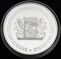 Bayerische Staatsmedaille für Verdienste um Gesundheit und Pflege Foto: Bayerische Staatsmedaille für Verdienste um Gesundheit und Pflege
