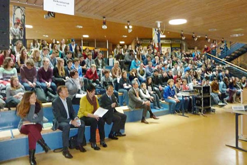 Klimasparbuch Aufsteller Foto: Aufsteller mit Informationen zum Klimasparbuch