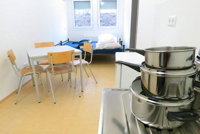 Familienzimmer in einer Asylbewerberunterkunft Foto: Familienzimmer in einer Asylbewerberunterkunft