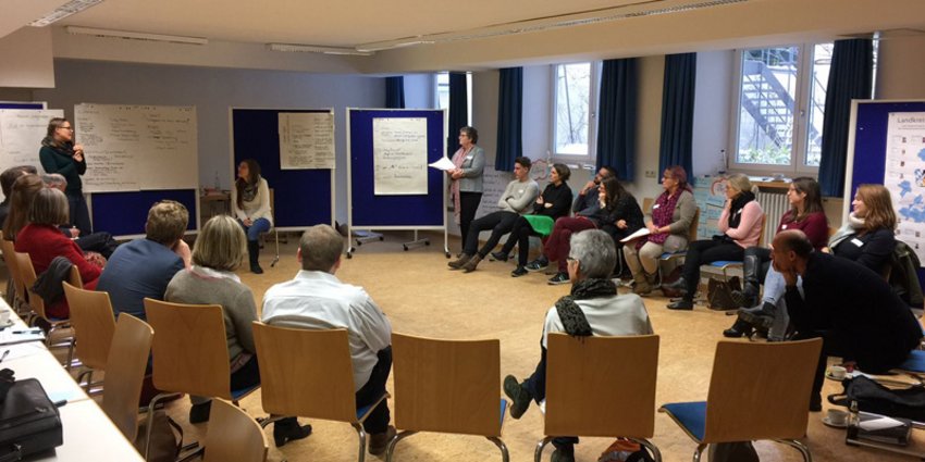 Foto: Angeregte Diskussion beim Auftaktworkshop zur Erarbeitung eines Integrationskonzeptes für den Landkreis München
