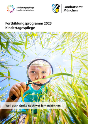 Cover: Fortbildungsprogramm 2022 - Kindertagespflege