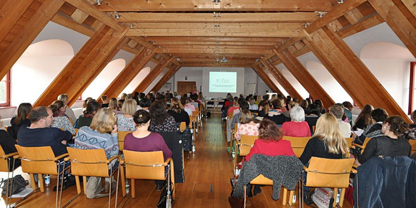 Foto: Beim 4. Fachtag von "AndErl - Guter Anfang im KindErleben" kamen Experten aus Jugend- und Gesundheitshilfe zusammen.