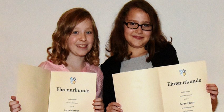 Foto: Zeigten, dass Umweltschutz keine Frage des Alters ist: die Freundinnen Lena Merlich und Ceren Yilmaz aus Kirchheim.
