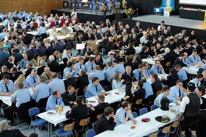 Saal des Kreisfeuerwehrtages Foto: Saal des Kreisfeuerwehrtages