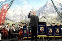 Foto: Landrat Göbel dirigiert