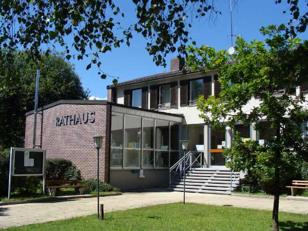 Rathaus Straßlach-Dingharting Foto: Rathaus Straßlach-Dingharting