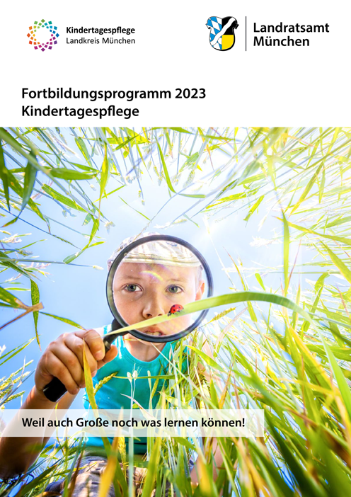 Cover: Fortbildungsprogramm 2022 - Kindertagespflege